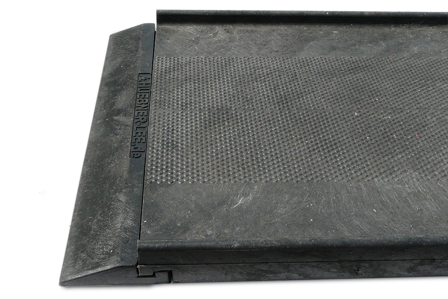 Auffahrkeil CC-Platte unten, 545 x 110 x 25 mm